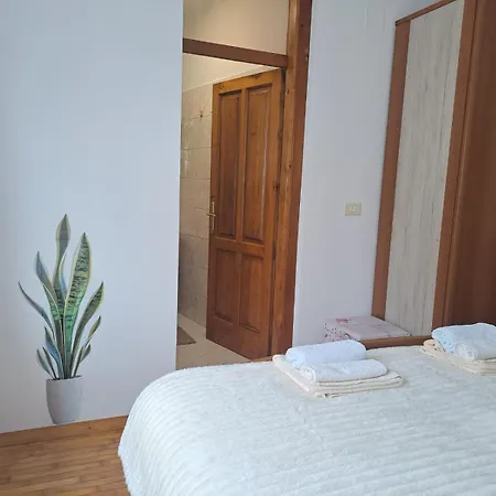 Hisa Mlakar 아파트 톨민